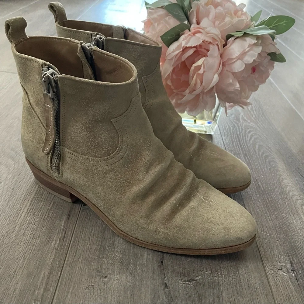 Golden Goose Viand Beige‎ Suede Cowgirl Booties